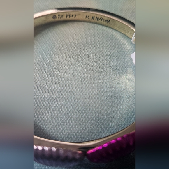 Betsey Johnson Pink and Silver Shell Bracelet NWT - Picture 2 of 6